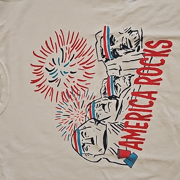 America Rocks! T-shirt - Picture 2 of 4